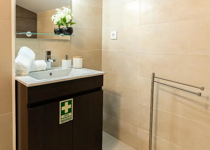 Ana's View, Cozy Apartment, Ac, Sea View & Parking Lejlighed Arco da Calheta (Madeira)