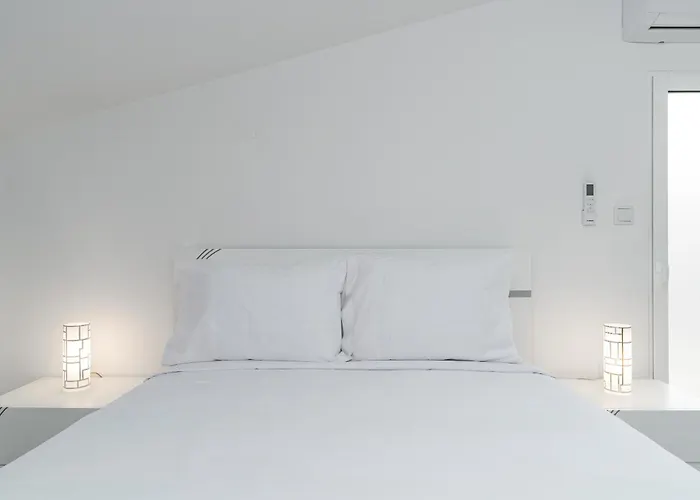 Lejlighed Ana's View, Cozy Apartment, Ac, Sea View & Parking *